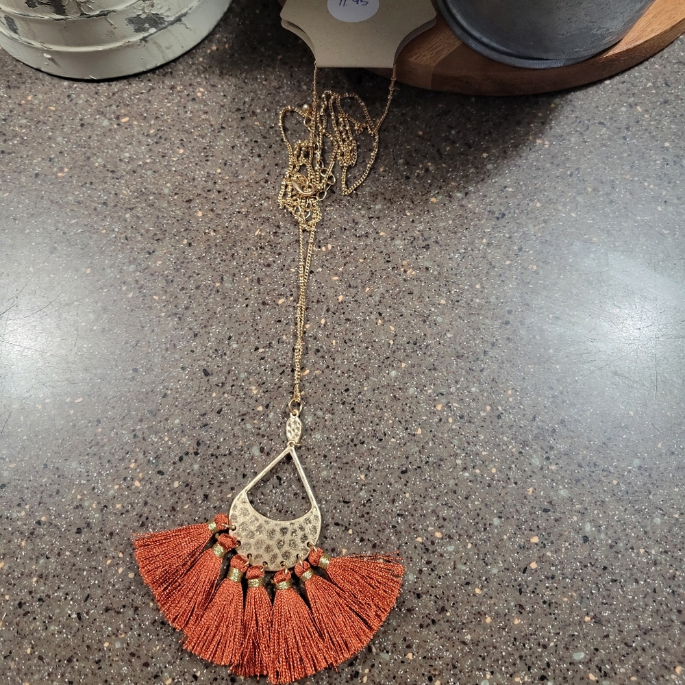Boutique necklace
